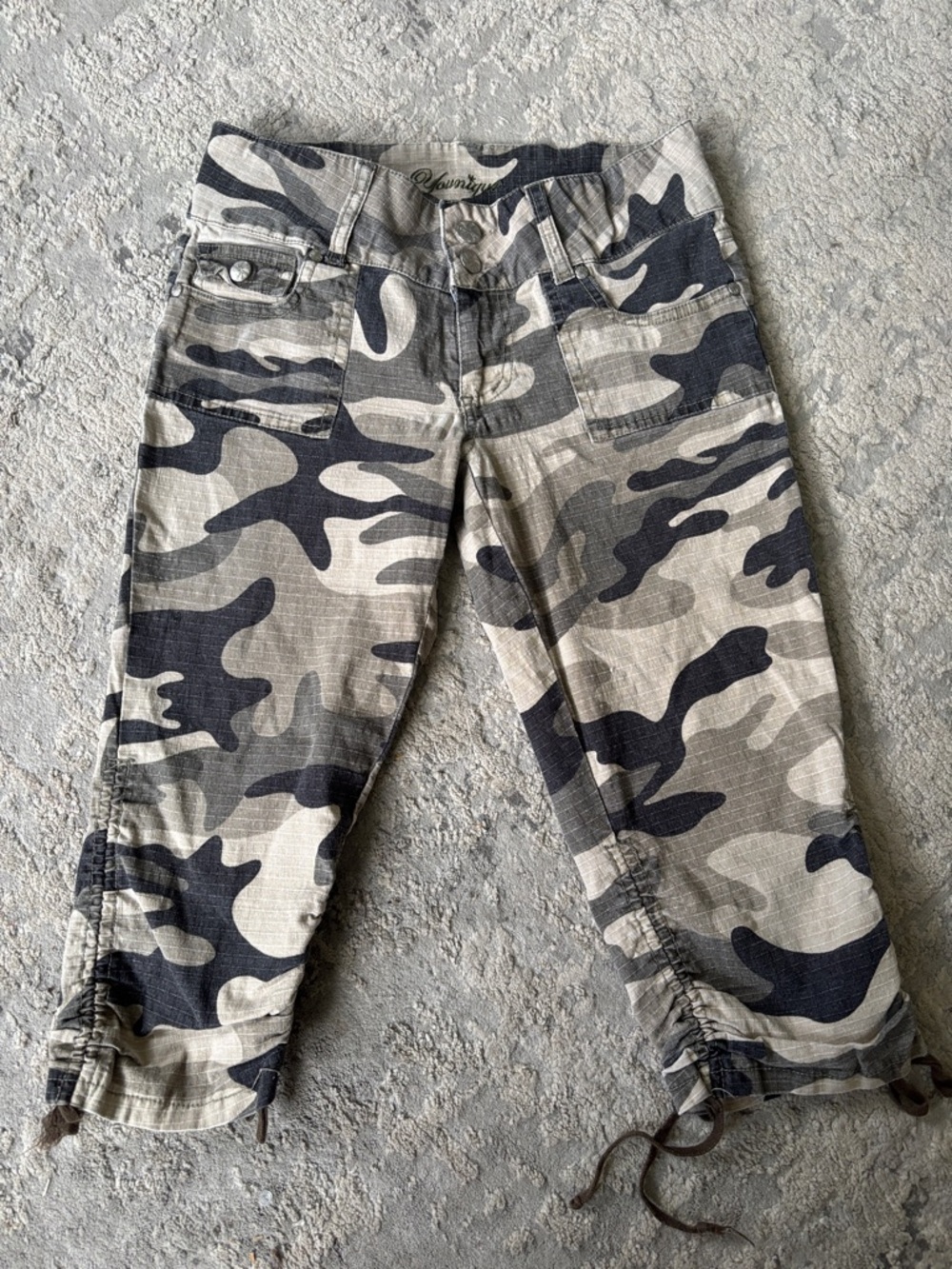 Younique Women's Camo Capri Jeans in Gray and Black